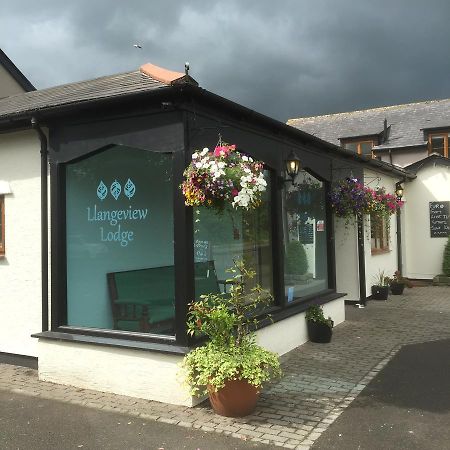 Llangeview Lodge Ebbw Vale Exterior foto